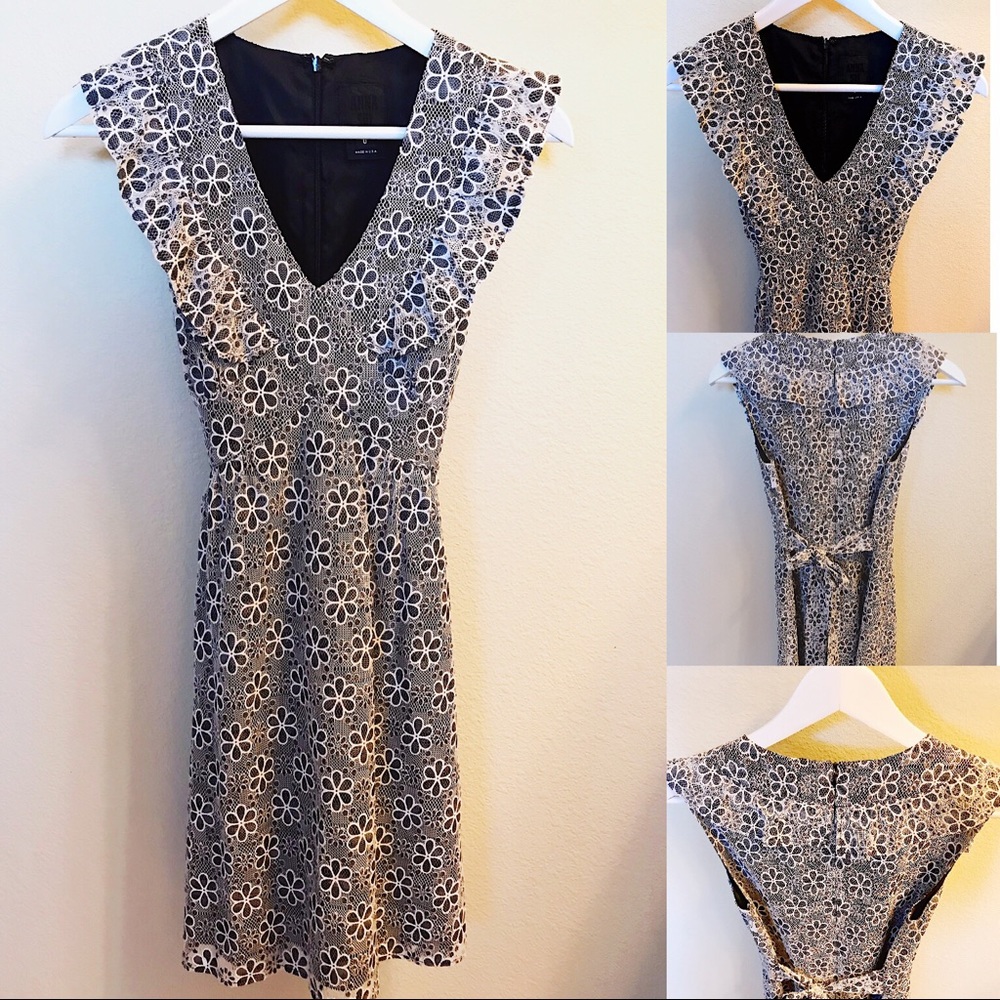 Anna Sui Floral lace Dress